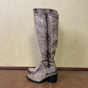 Boutique by Corky’s “Ladder” Snake Print Knee High Boots size 6